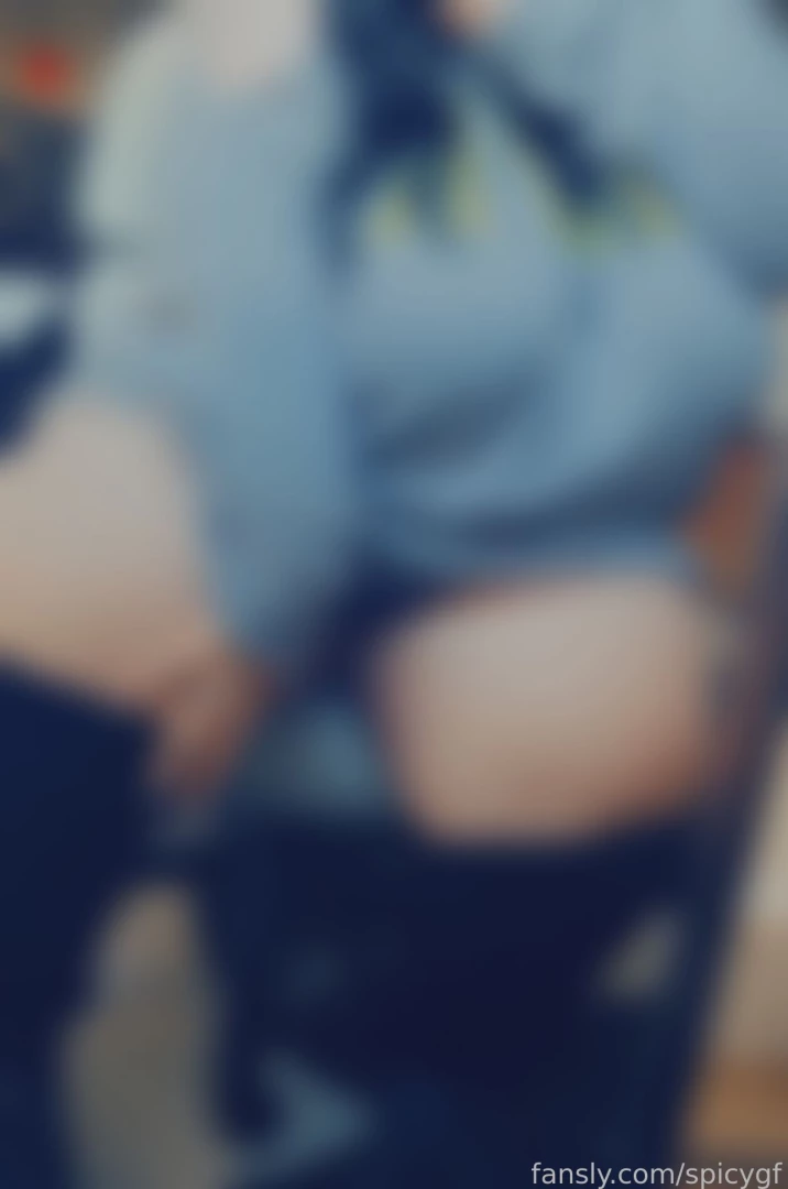 Seriously i am all boobs and thighs 