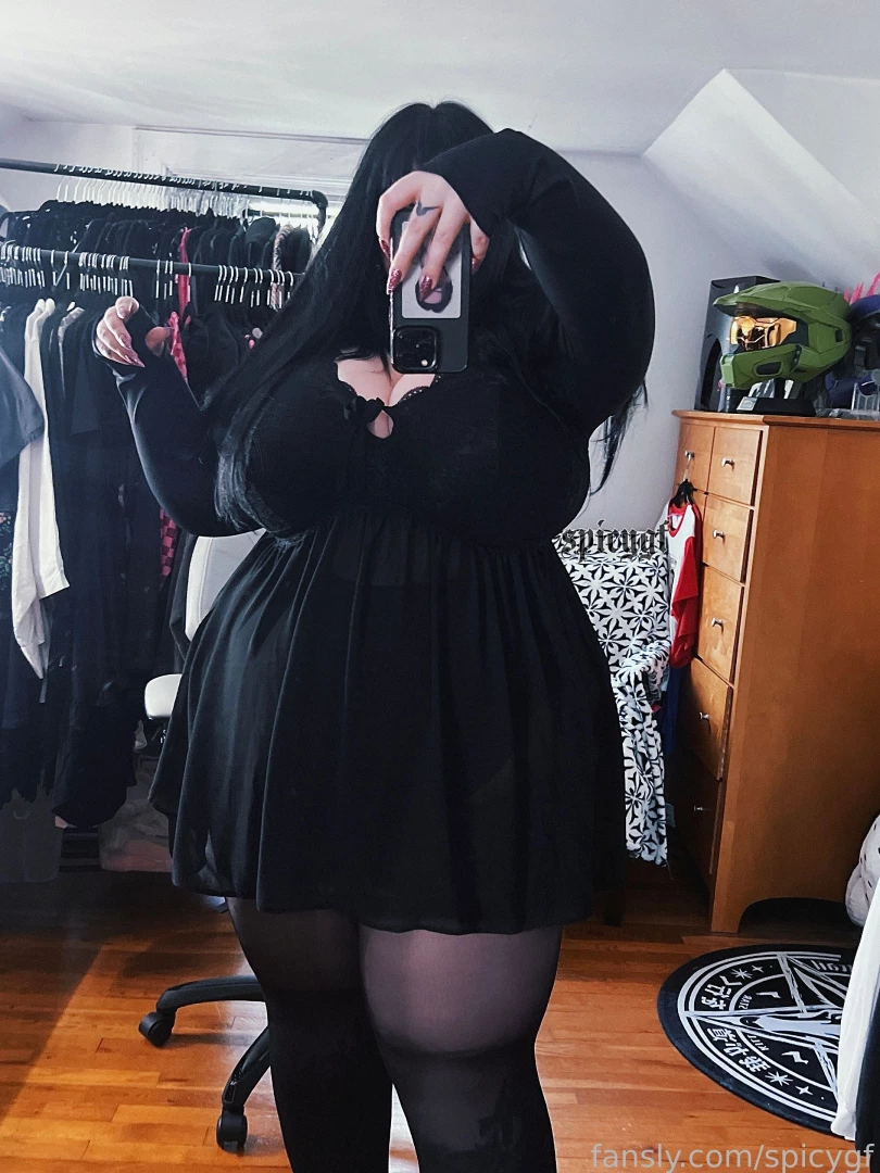 Date night appropriate outfit i feel like even though i m 5 2 i look part 2 