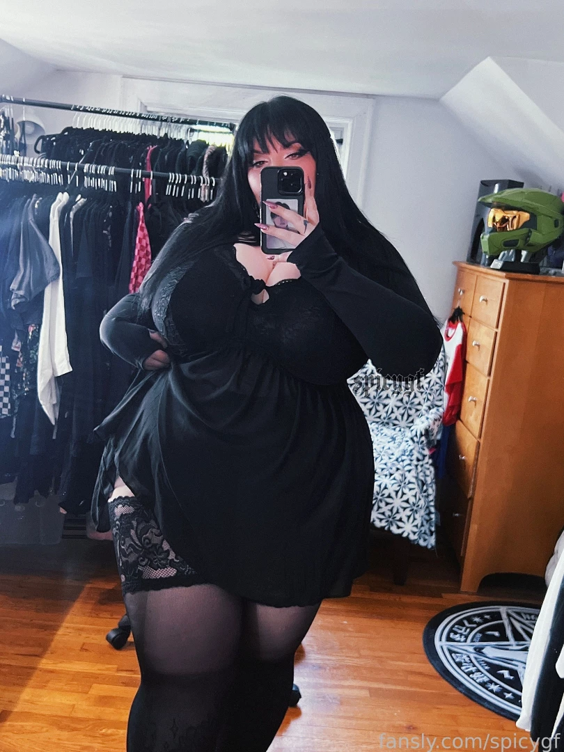 Date night appropriate outfit i feel like even though i m 5 2 i look 