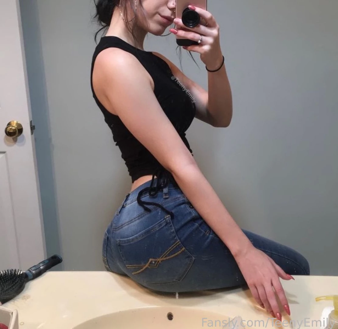 Hi i m emily the girl next door i m a 19 year old college student who part 3 