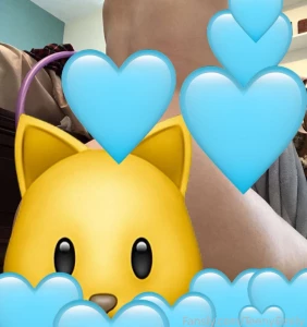 Some butt and feet pics to brighten your morning eighteen nineteen