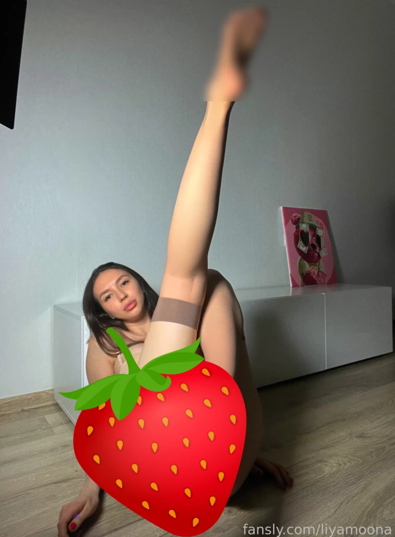 Feet footfetish stockings legs fetish sexting babyface fyp 