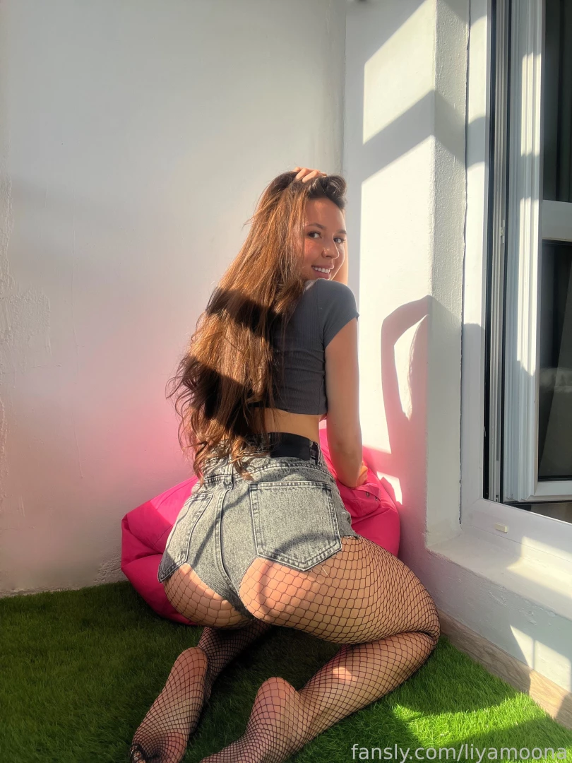 544977413516308481 part 323 