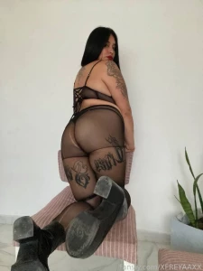 Will you lick my boots or would you rather be crushed anal videocall