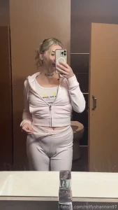 Pee piss tattoos curvy slut watersports fetish hairy bush natural