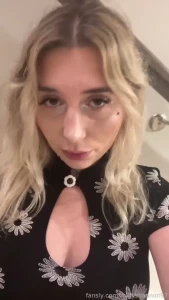 Natural curvy pee piss hairy bush slut dirty tattoos belly