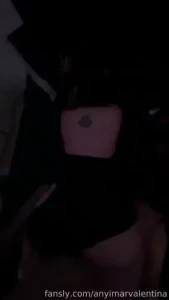 As empezamos el a o yo visti ndome lindo y haci ndole un baile y el