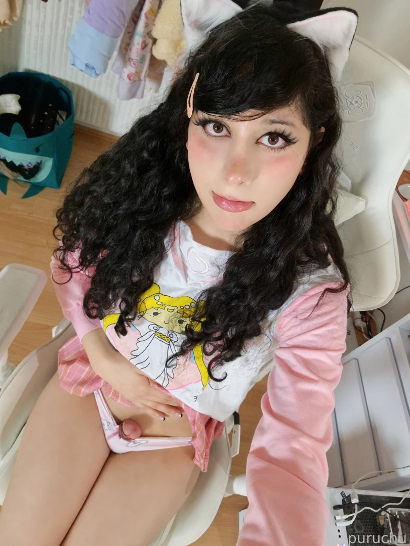 It makes my girldick hard thinking about how you pull out your dick to part 4 