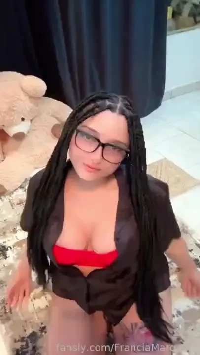 My pussy needs attention right now help me undress franciamarquina fyp 