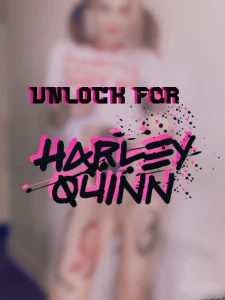 Who s gonna win catwoman or harley quinn unlock the video of your