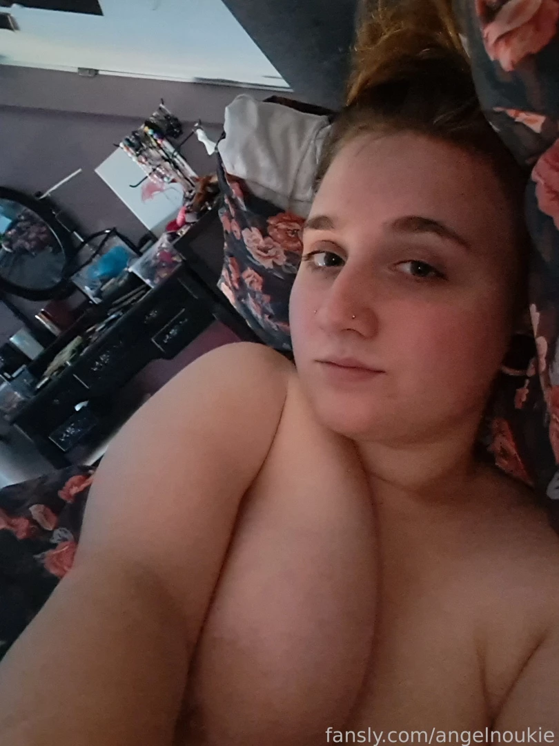 Some nudes to make up for the inactivity 