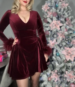 Happy christmas i hope you all have a lovely day and all your wishes