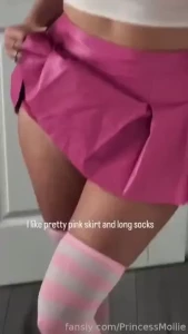 Long socks and a mini skirt would this make you horny fyp british