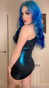 I feel so cute in this dress do you agree