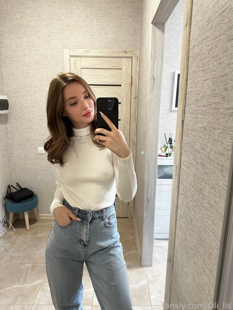 Good morning boys x it s a little cooler today even in a jumper i do 