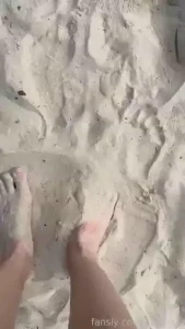 Thought i d show you some feet vids from beach 3 feet outdoors part 1