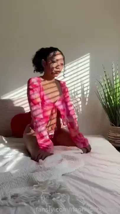 How s the view baby fyp foryou foryoupage ebony petite petiteebony 