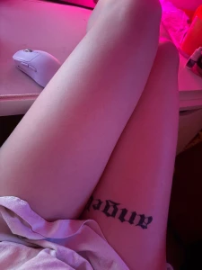 Blehhhg it s been so warm lately i am melting at my desk in just a big