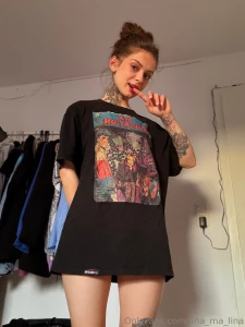 I ve started having lazy days again where i watch shows and eat lots