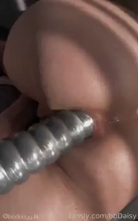 I really like this cute little video with my cute little gape in the 