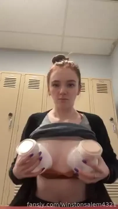 Little pump session at work always makes me so horny 