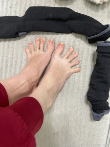 Happy monday taking my socks off after a long day i haven t painted my part 3