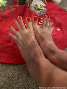 Just got home and wanted to show off my red toes to you guys who s part 3