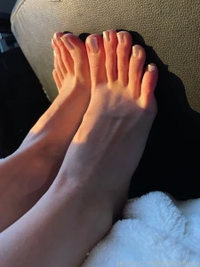 Just got inside to warm up after getting snow in my boots brrrr feet part 1