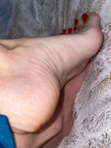 Happy monday i just got home from work and i m still sick but i think