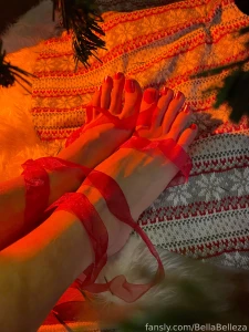 Merry christmas and happy holidays everyone feet foot fetish part 1