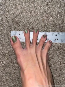 Enjoy some measurements of my feet and toes feet foot footfetish part 1