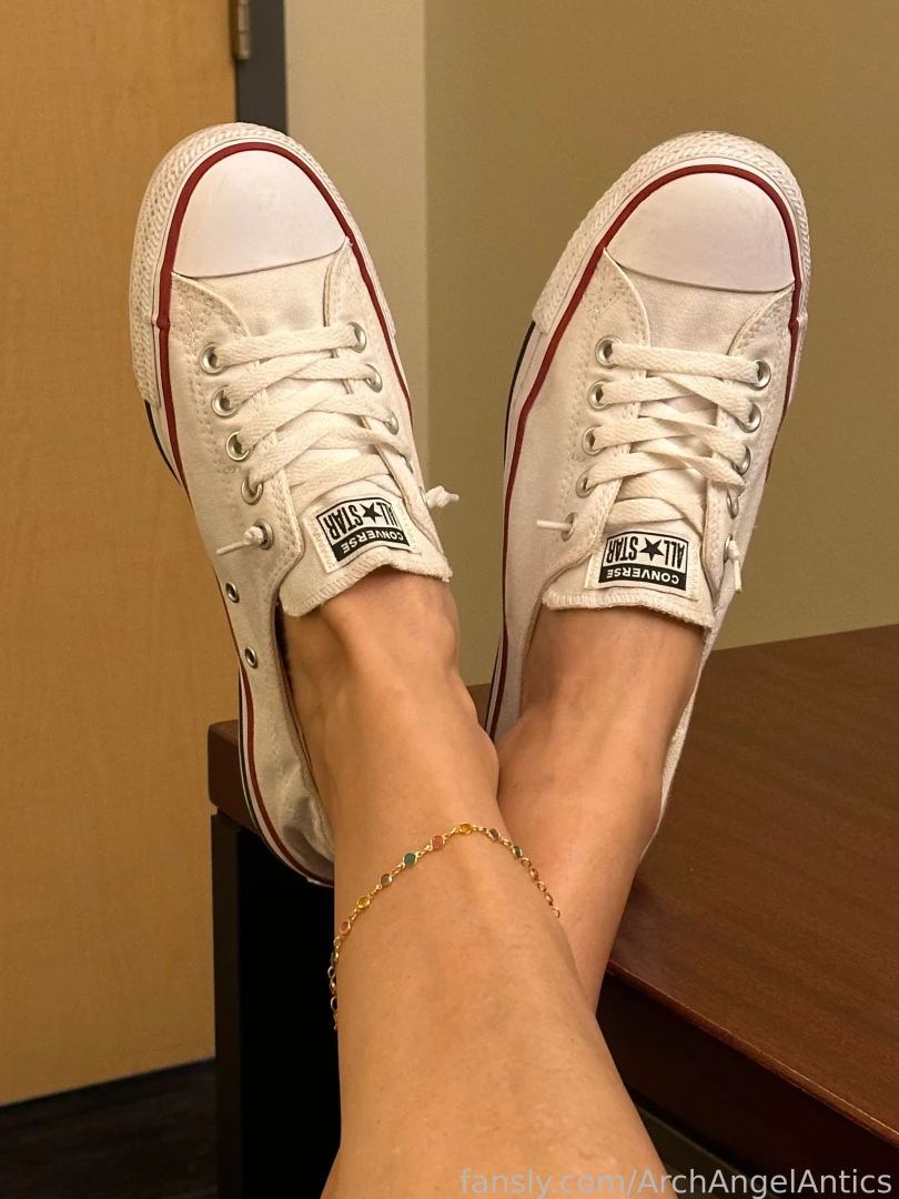 What s up chuck playing footsie in the office this morning with size 