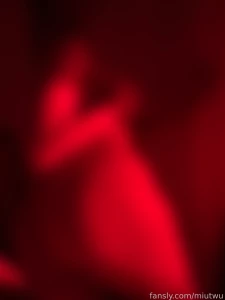 Do you wish it were you rubbing oil all over my booty subscribe to my