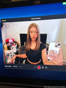 Thanks to everyone that comes to my livestreams on cb i hope to have