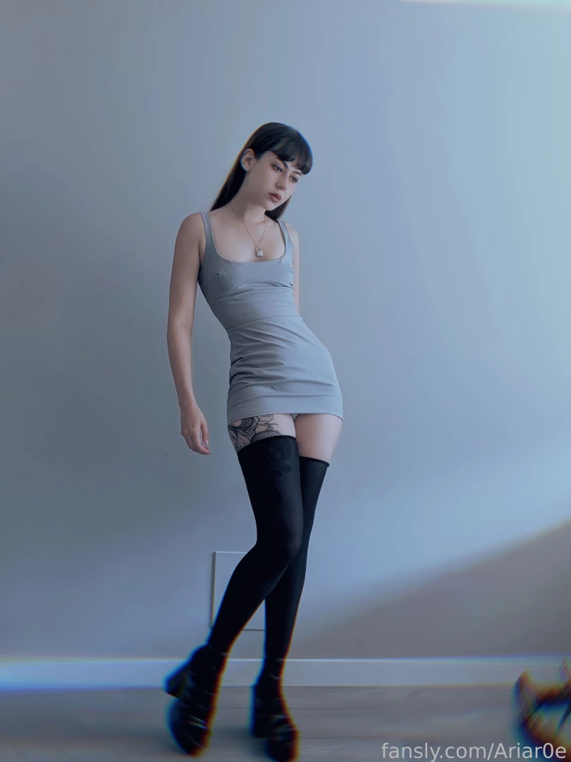 Wanna have office sex i feel like a sexy secretary in this dress 