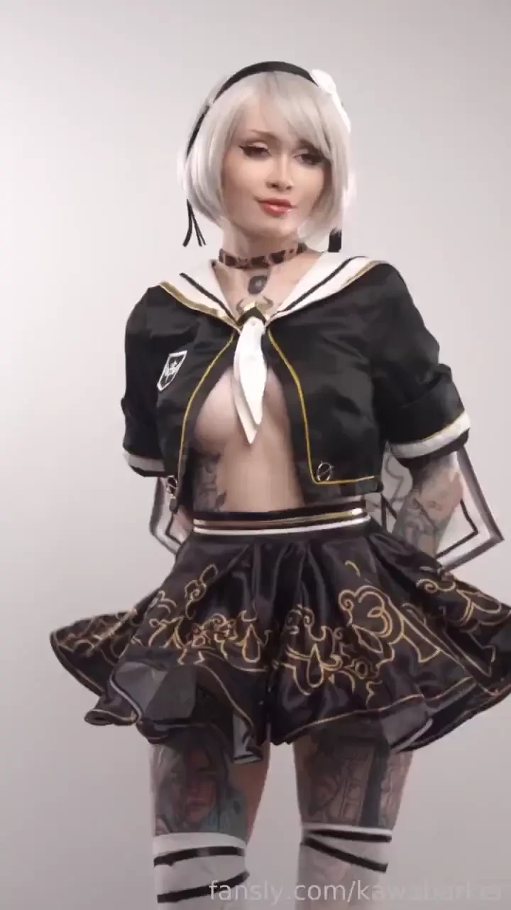 2b supremacy cosplay cosplaygirl cosplayer gamer gamergirl egirl game 