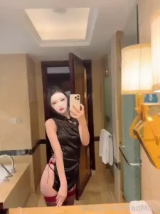 Pantyhose doesn t fit my ass amp legs