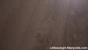Squirts on your cock amp pee play - 4k - 15 00 minutes she is very