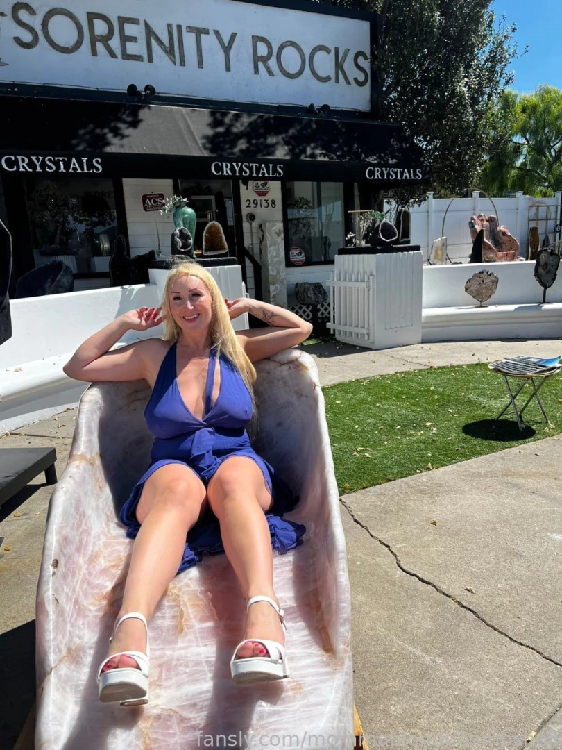 If we had one chance to fuck what position are you putting me in milf 