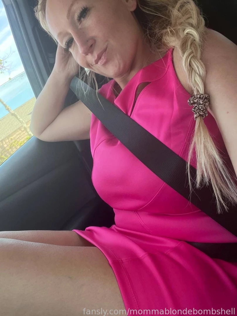 How s the view milf pawg thick fyp blonde mature 