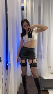 Office siren officestyle miniskirt leatherskirt stockings garters legs part 1