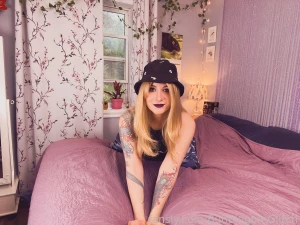 It is september 15th and i still have not had anything pumpkin spice part 6