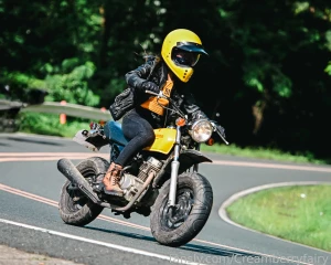 Its meeeeee riding my 2001 bike 50cc rider cute extrasmall tiny taboo