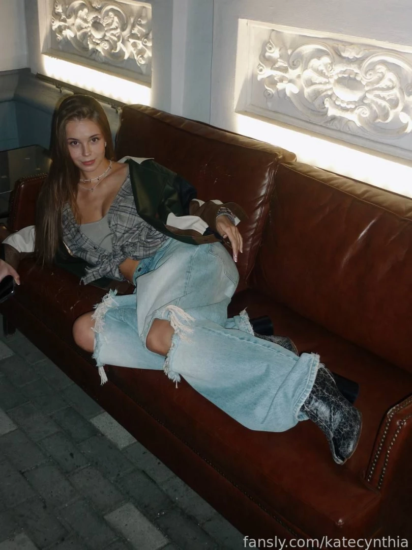 Fill my inner world fill me up from the inside 