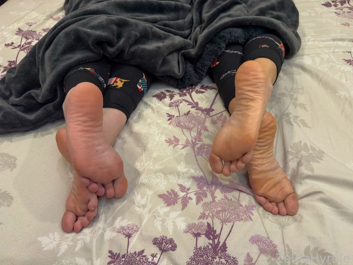 Would you lick our feet footfetish soles crossedsoles motherdaughter part 3 