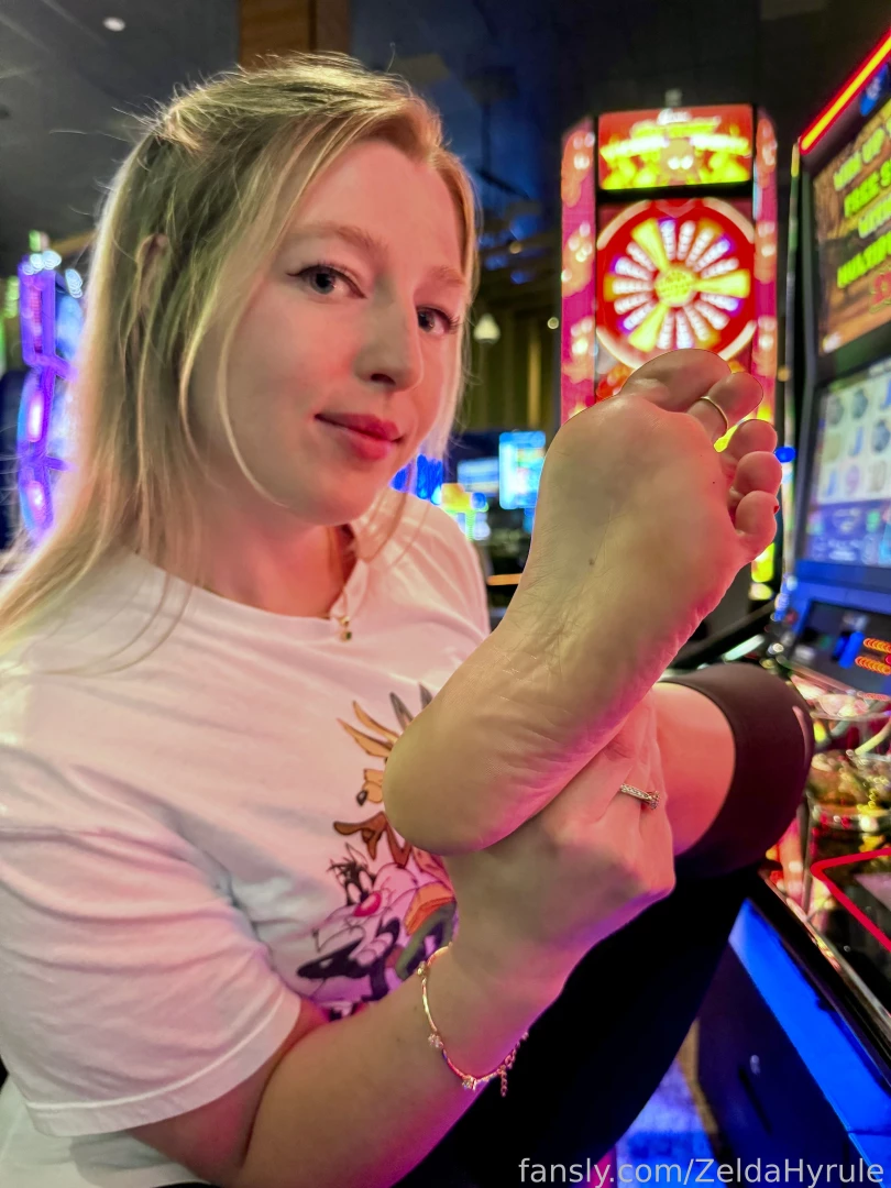 Do you like seeing my feet out in public part 3 