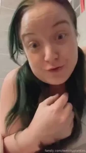 I tried to film my first self pee but i failed to hit record so here part 6