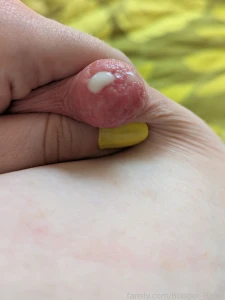 My wet post-pump nipples look like delicious raspberries just look at part 1