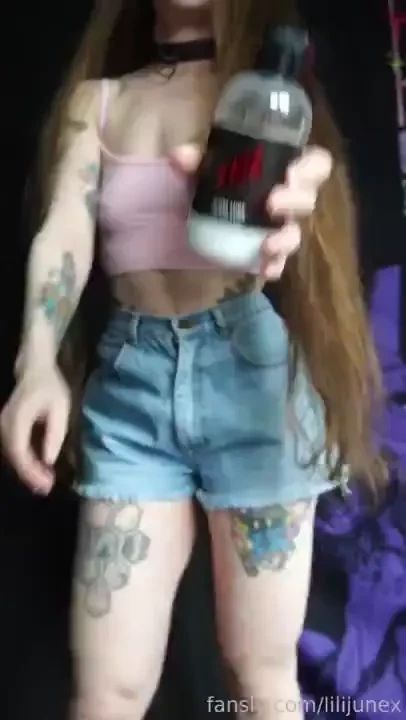 L vector fucks me with his 12 5 cock and pumps 1l of cum into my guts 