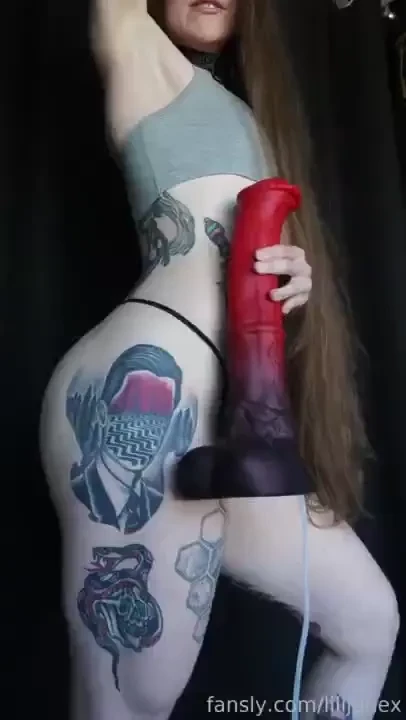 The new biggest horse cock i ve hilted xxl conola this is the deepest 